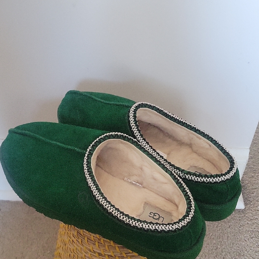 UGG Men's Forest Green Cozy Slippers